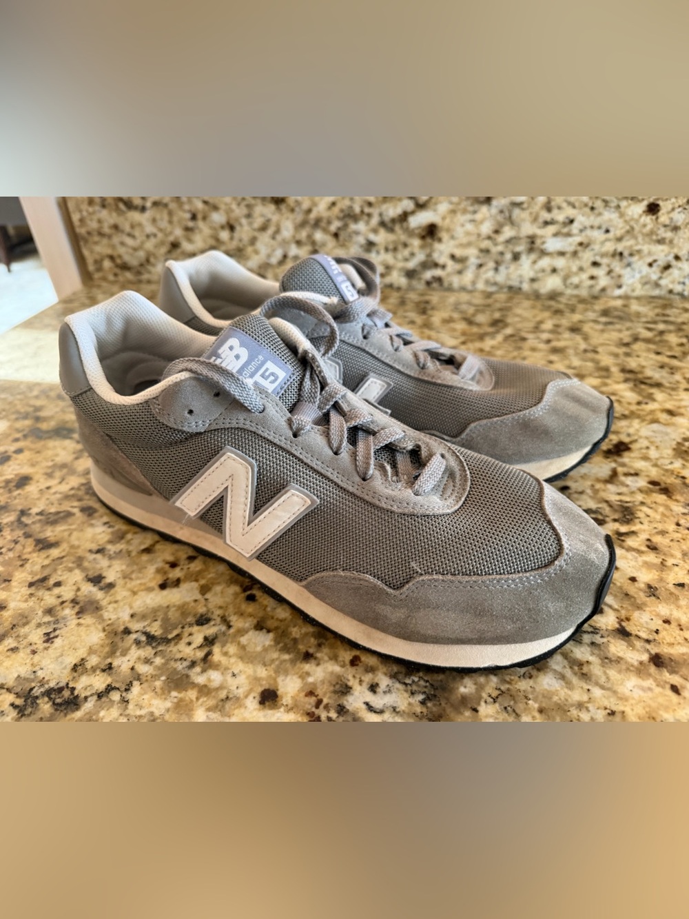 New Balance Men’s 515 size 9.5 men’s Classic Grey Running Sneakers